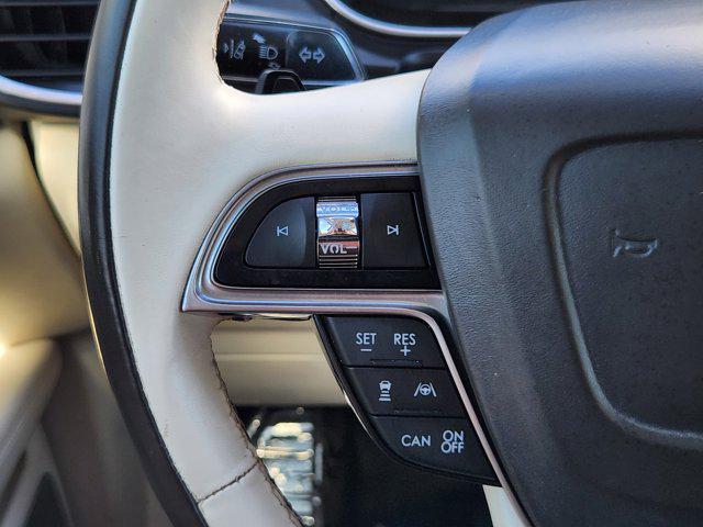 used 2020 Lincoln Nautilus car, priced at $25,490