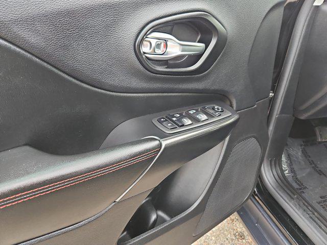 used 2021 Jeep Cherokee car, priced at $21,890