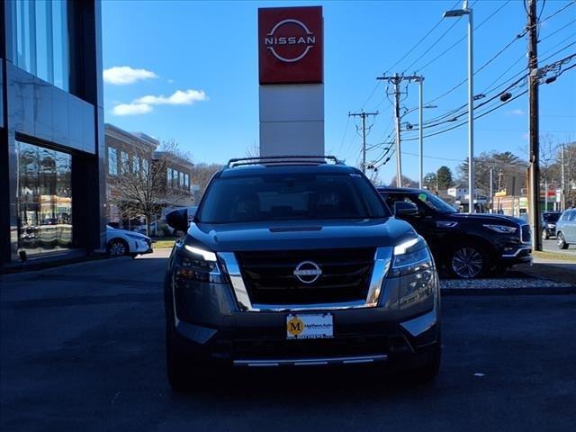 new 2024 Nissan Pathfinder car, priced at $51,185