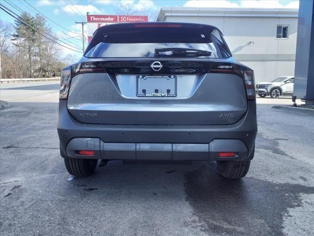 new 2025 Nissan Kicks car, priced at $25,135