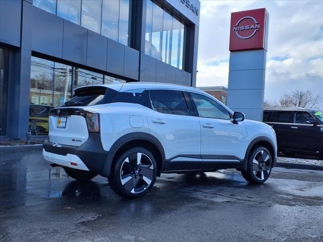 new 2025 Nissan Kicks car, priced at $28,090