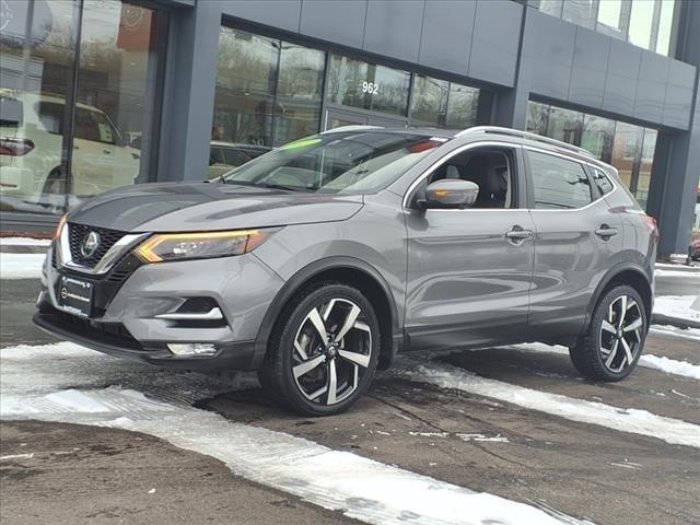 used 2021 Nissan Rogue Sport car, priced at $26,525