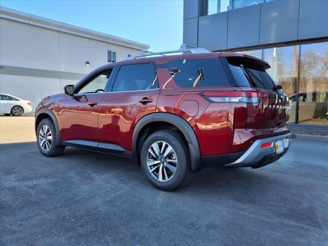 new 2024 Nissan Pathfinder car, priced at $43,800