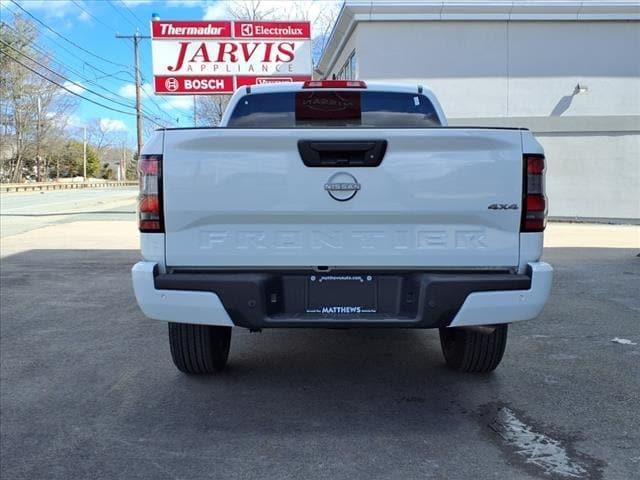 new 2025 Nissan Frontier car, priced at $38,250