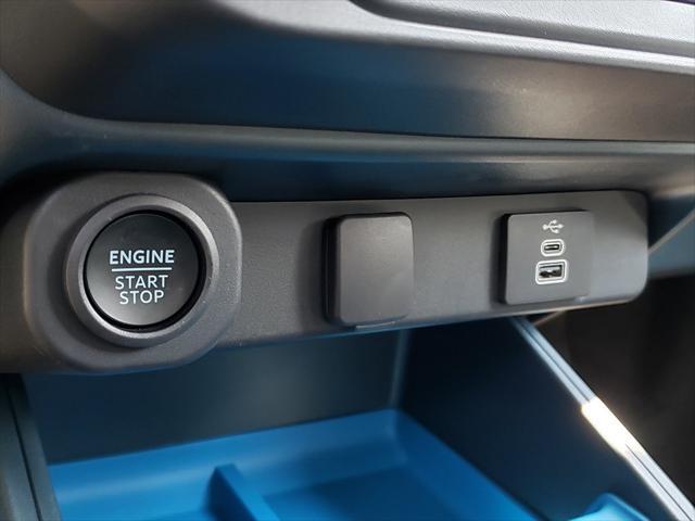 new 2025 Ford Maverick car, priced at $30,458