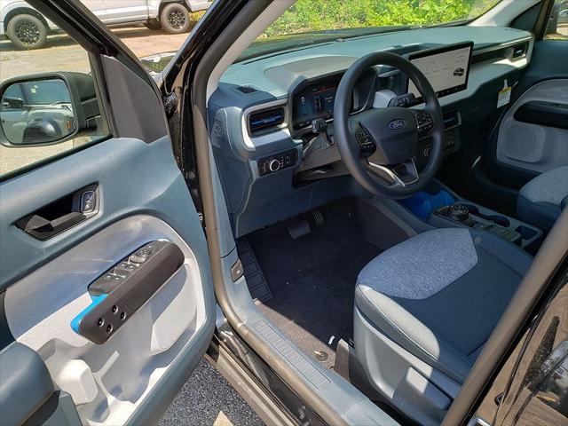 new 2025 Ford Maverick car, priced at $30,458