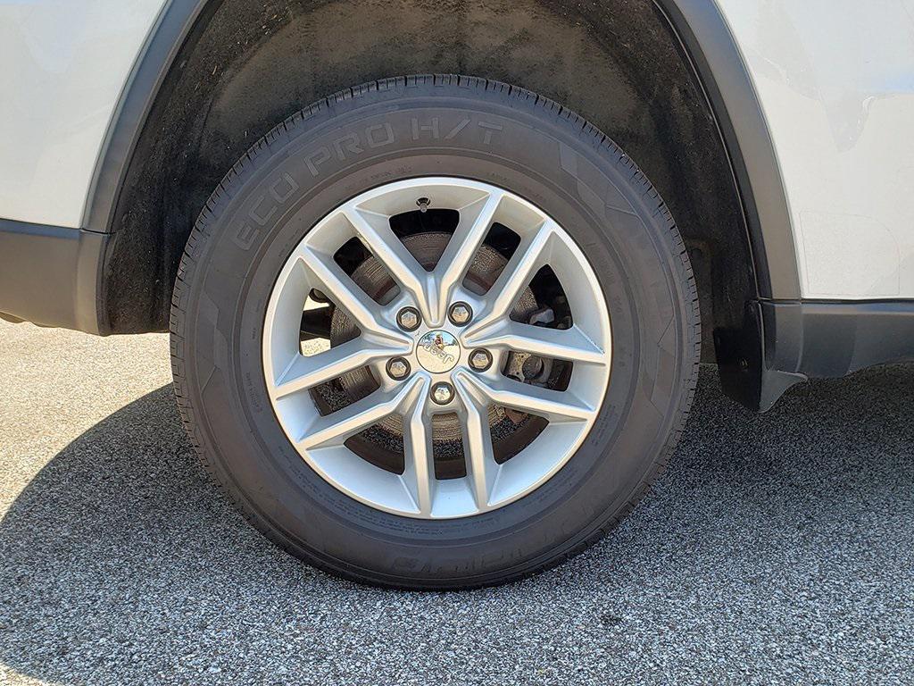 used 2018 Jeep Grand Cherokee car, priced at $18,317