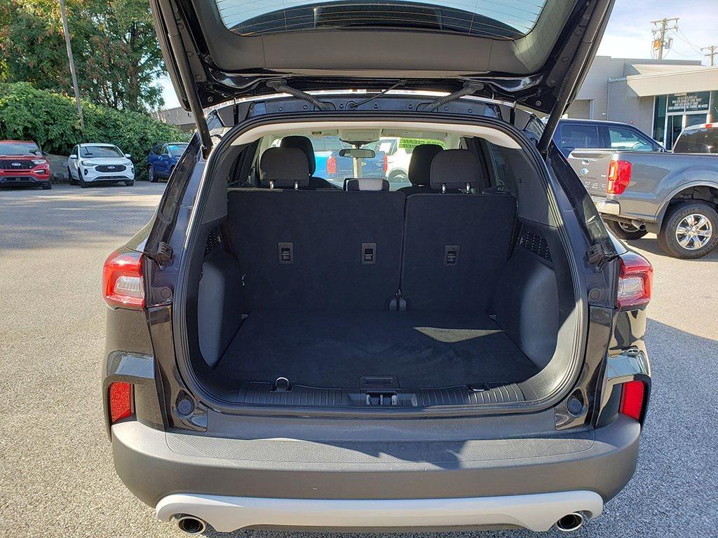used 2023 Ford Escape car, priced at $26,991