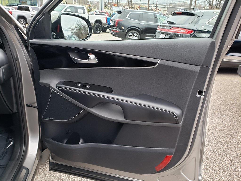 used 2019 Kia Sorento car, priced at $21,482