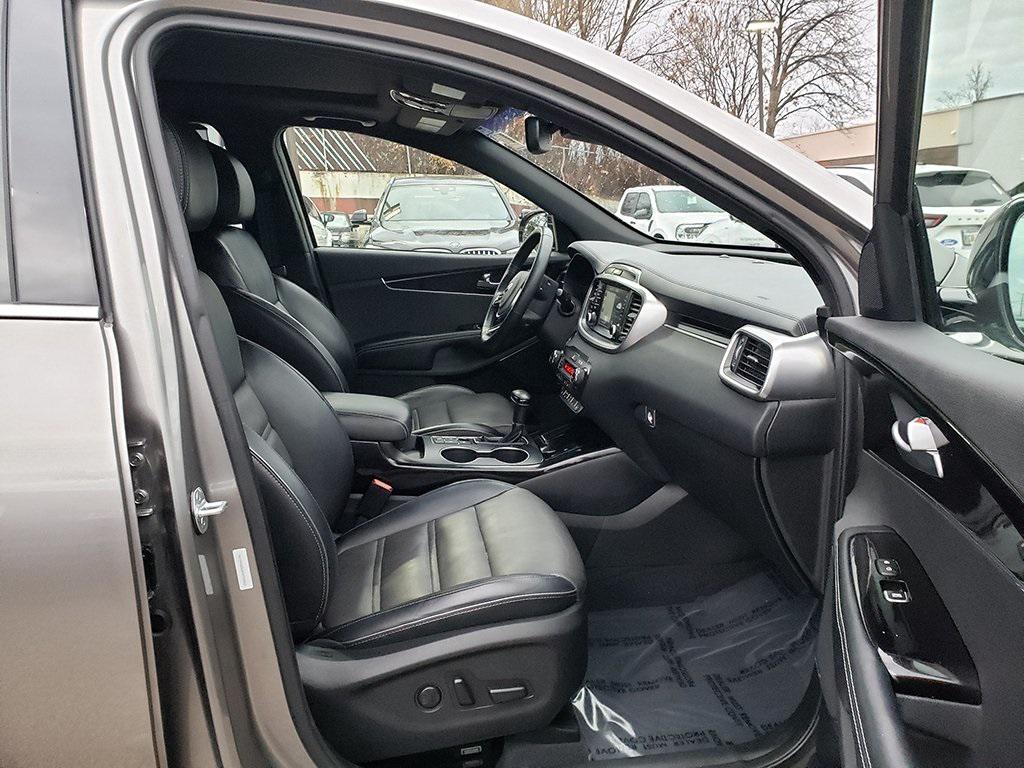 used 2019 Kia Sorento car, priced at $21,482