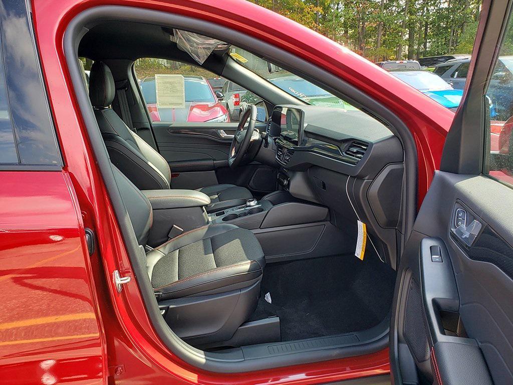 new 2025 Ford Escape car, priced at $34,070