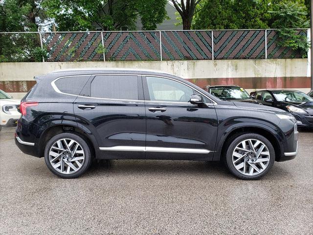 used 2022 Hyundai Santa Fe car, priced at $26,604