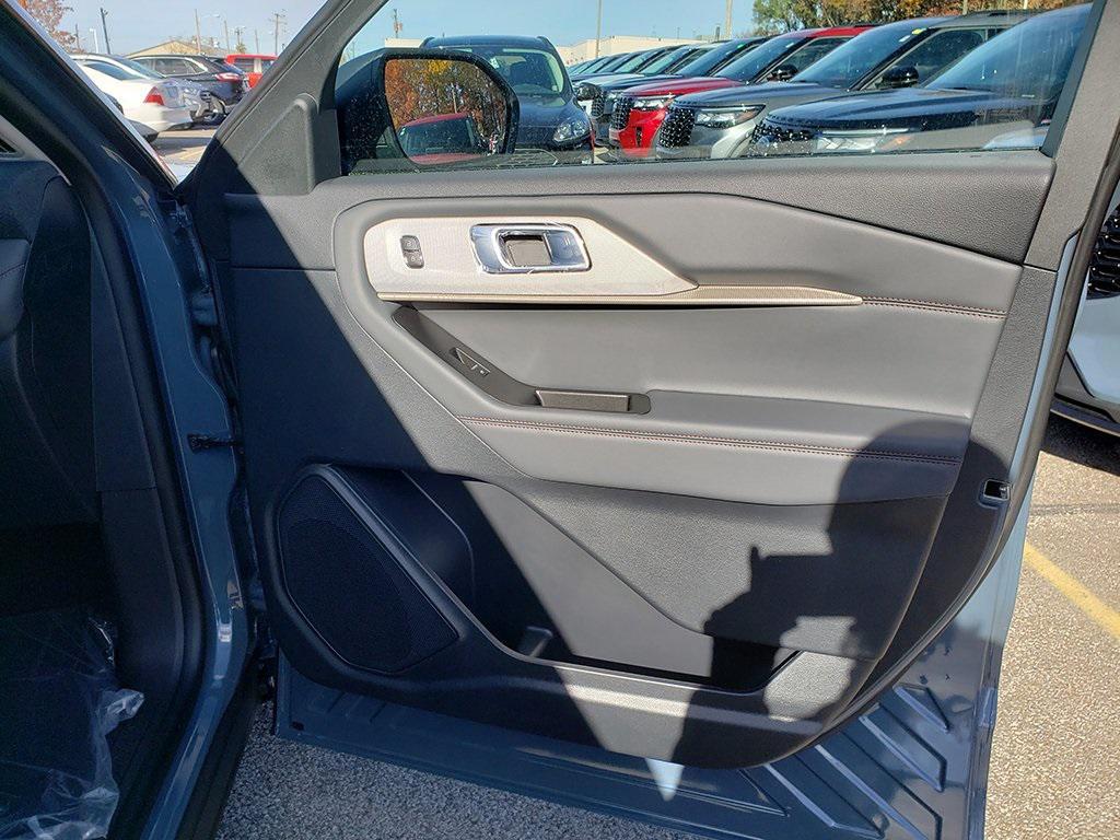 new 2026 Ford Explorer car, priced at $43,775