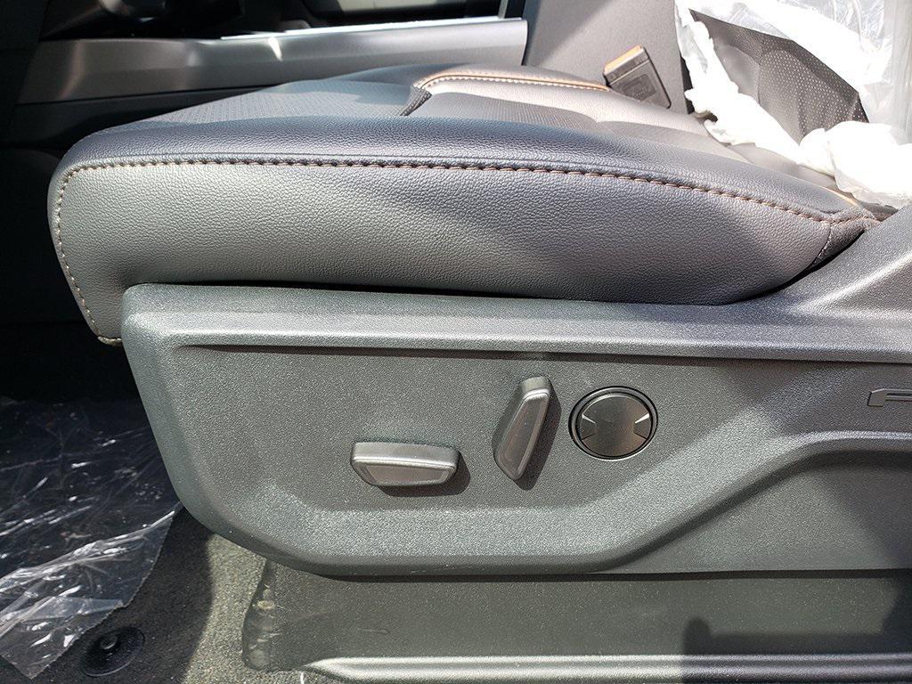 new 2025 Ford F-250 car, priced at $88,840