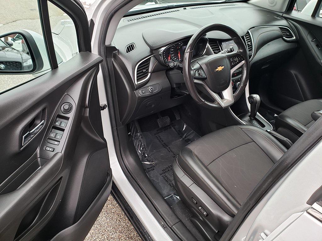 used 2020 Chevrolet Trax car, priced at $10,252