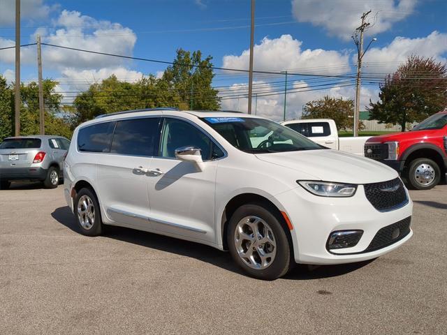 used 2021 Chrysler Pacifica car, priced at $28,395