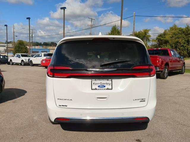 used 2021 Chrysler Pacifica car, priced at $28,395