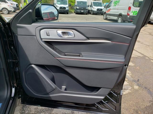 new 2025 Ford Explorer car, priced at $47,268