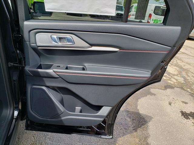 new 2025 Ford Explorer car, priced at $47,268