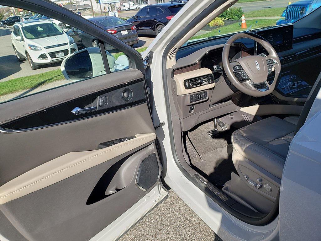 used 2022 Lincoln Nautilus car, priced at $36,536