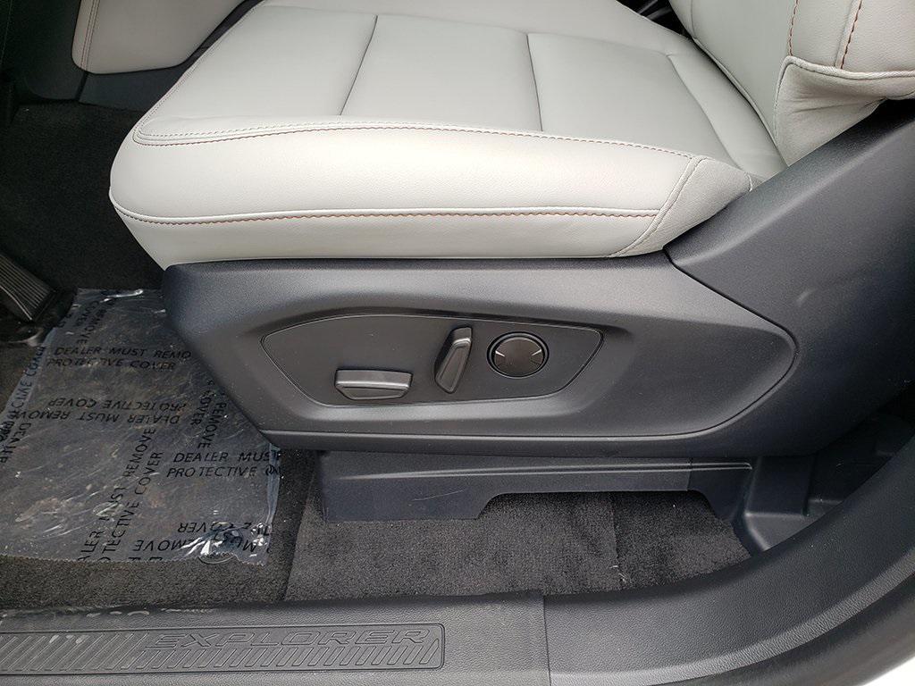 new 2025 Ford Explorer car, priced at $48,515