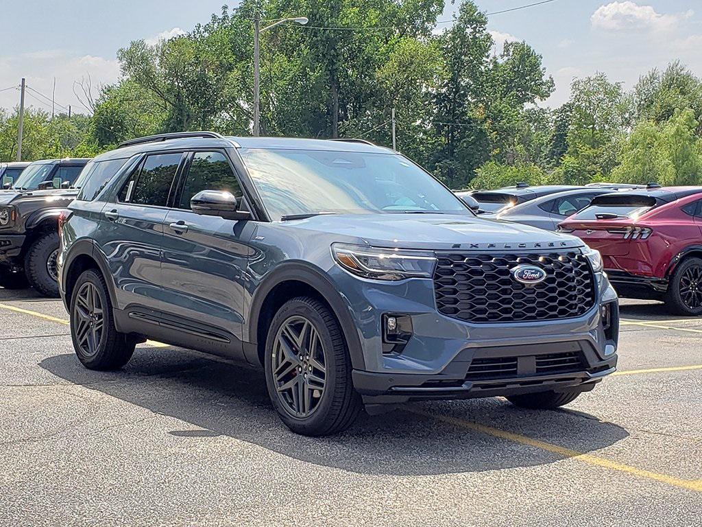 new 2025 Ford Explorer car, priced at $52,925