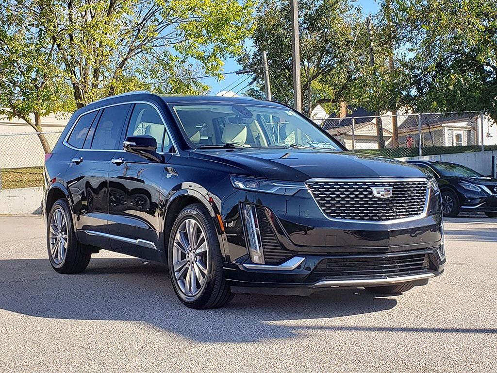 used 2023 Cadillac XT6 car, priced at $36,468
