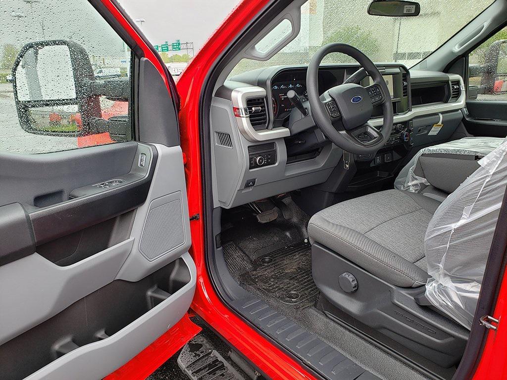 new 2025 Ford F-350 car, priced at $51,585