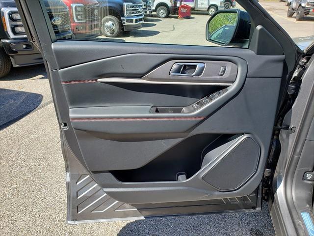 new 2025 Ford Explorer car, priced at $44,948