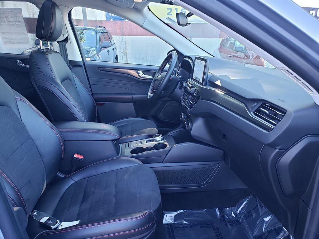 used 2022 Ford Escape car, priced at $24,933