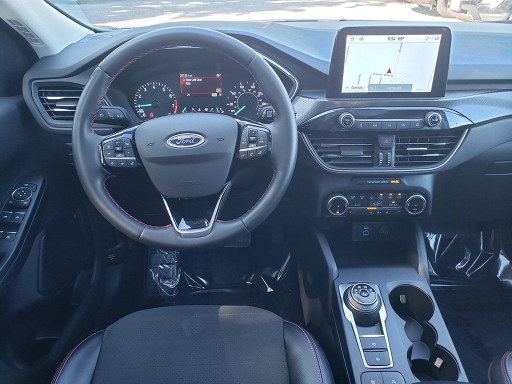 used 2022 Ford Escape car, priced at $24,933