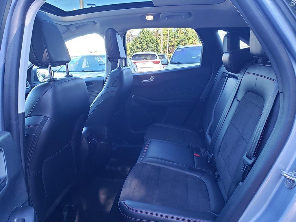 used 2022 Ford Escape car, priced at $24,933