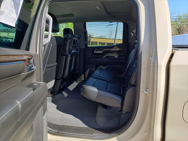 used 2022 GMC Sierra 1500 car, priced at $42,818