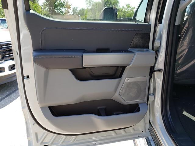 new 2025 Ford F-250 car, priced at $67,605