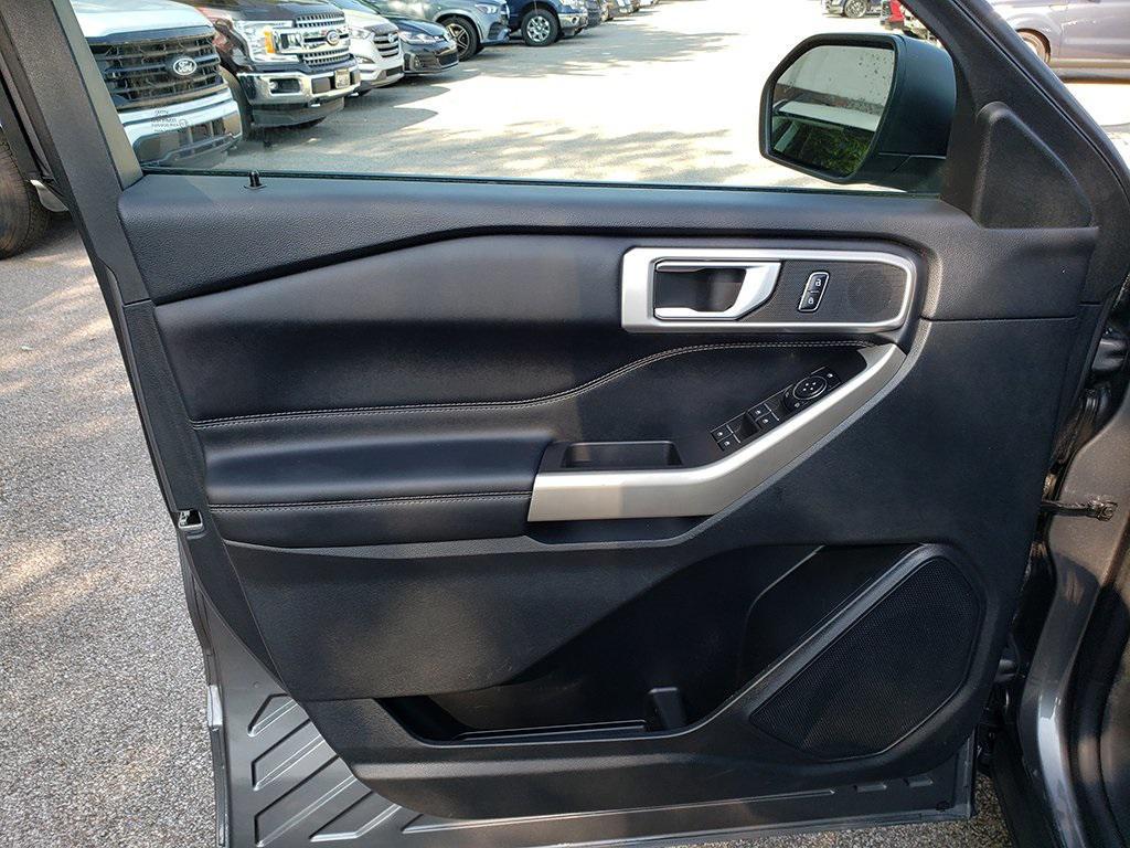 used 2023 Ford Explorer car, priced at $32,929