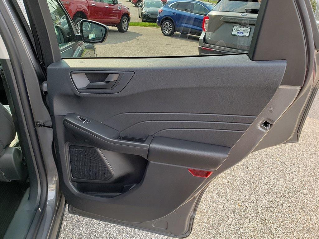 used 2022 Ford Escape car, priced at $22,499