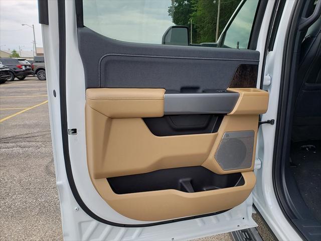 new 2025 Ford F-250 car, priced at $72,195