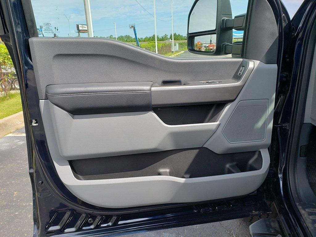 new 2025 Ford F-250 car, priced at $53,965
