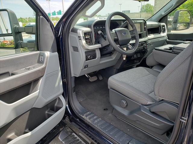 new 2025 Ford F-250 car, priced at $54,965