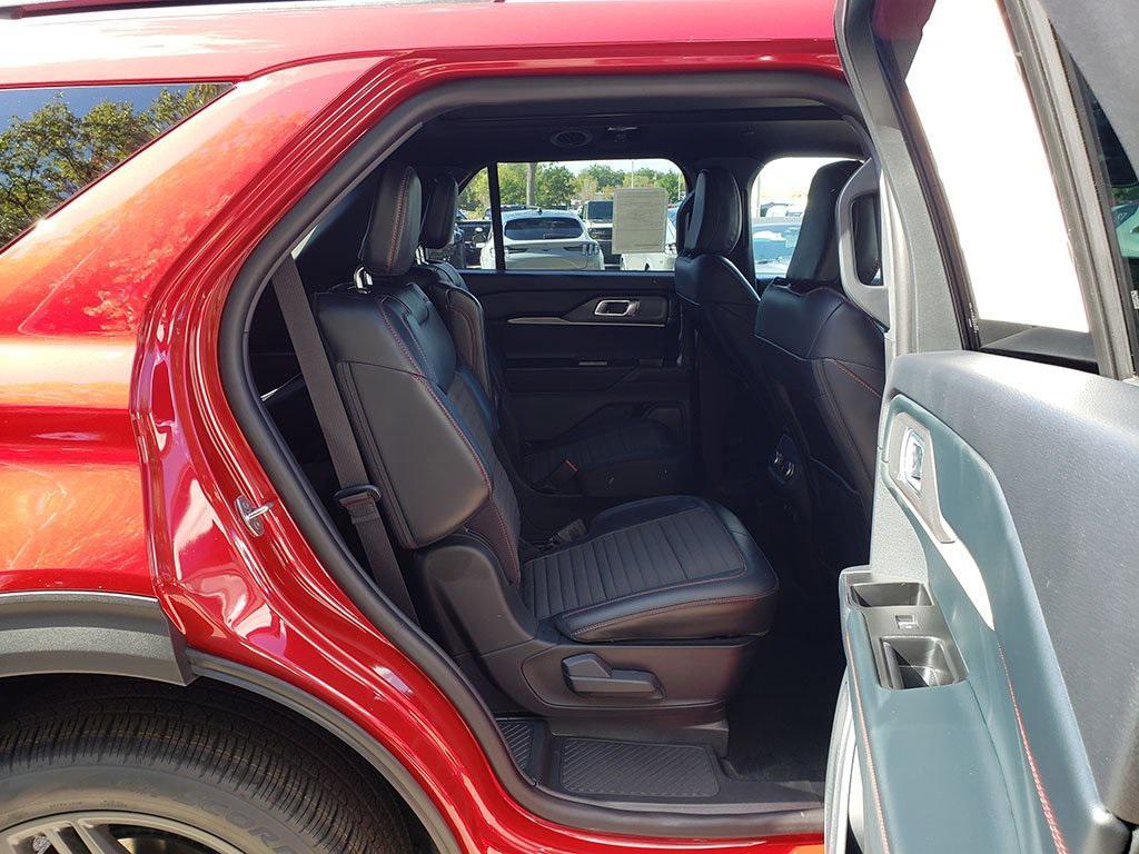 new 2025 Ford Explorer car, priced at $52,365