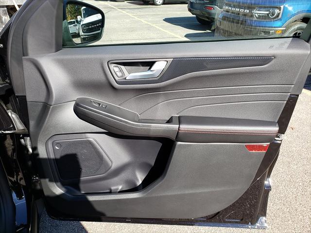 new 2025 Ford Escape car, priced at $33,981