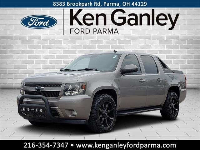 used 2008 Chevrolet Avalanche car, priced at $13,889