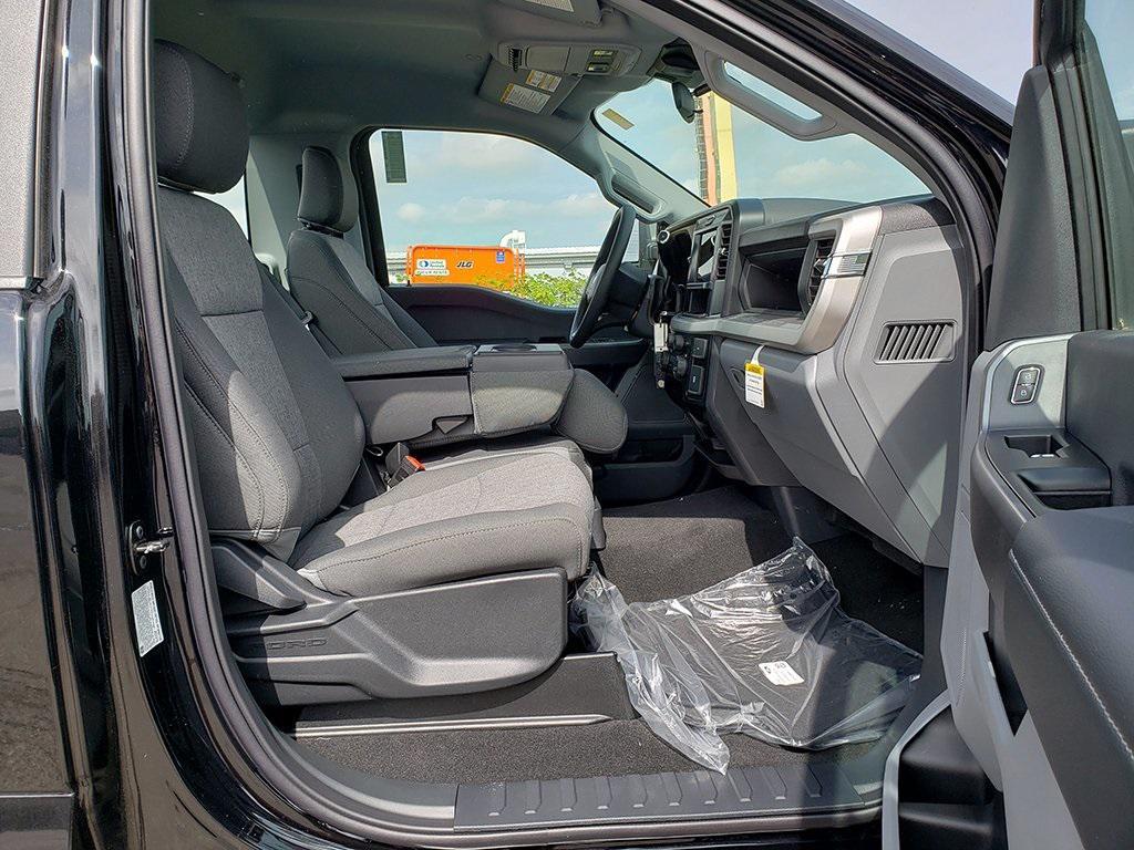 new 2025 Ford F-250 car, priced at $55,475