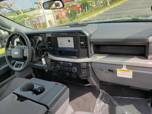 new 2025 Ford F-250 car, priced at $55,475
