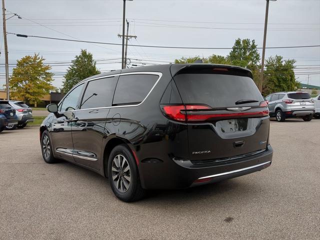 used 2023 Chrysler Pacifica Hybrid car, priced at $36,991