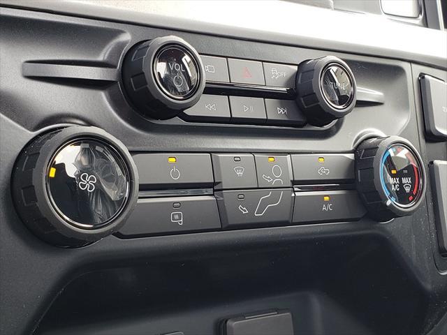 new 2025 Ford F-250 car, priced at $54,230