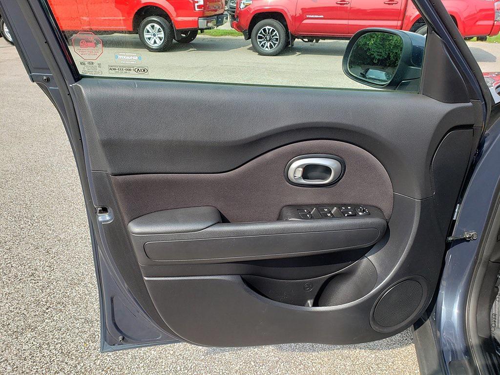 used 2016 Kia Soul car, priced at $10,998