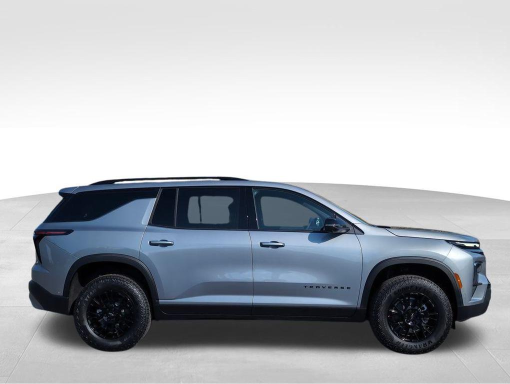new 2026 Chevrolet Traverse car, priced at $56,175