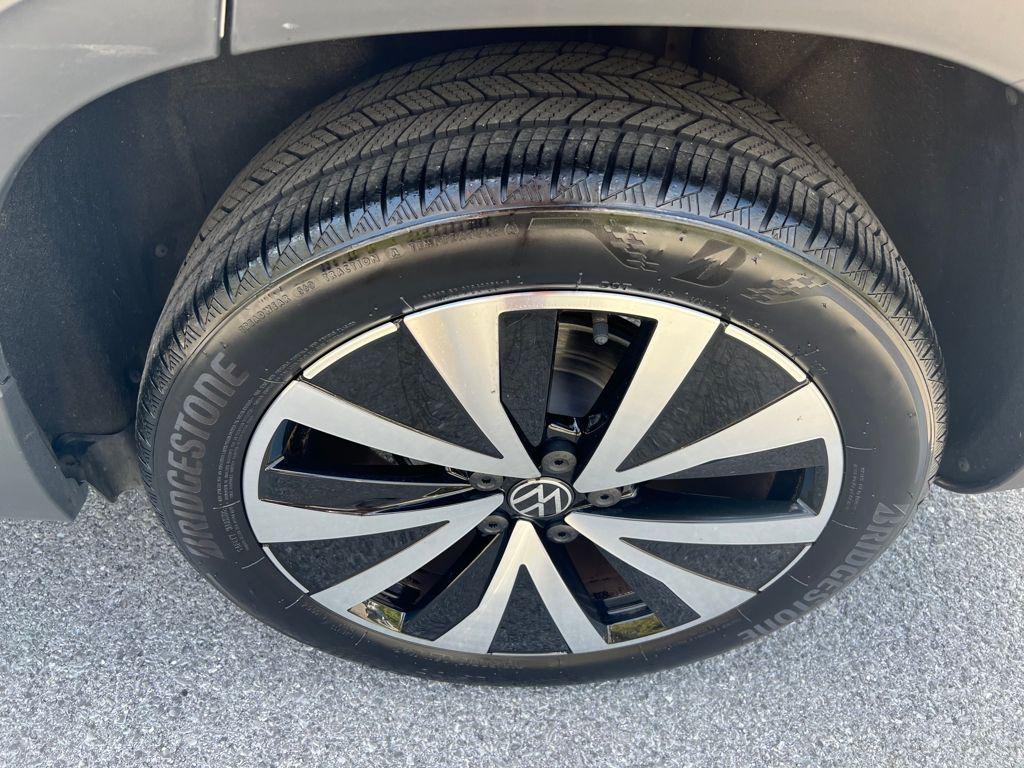 used 2024 Volkswagen Taos car, priced at $19,995