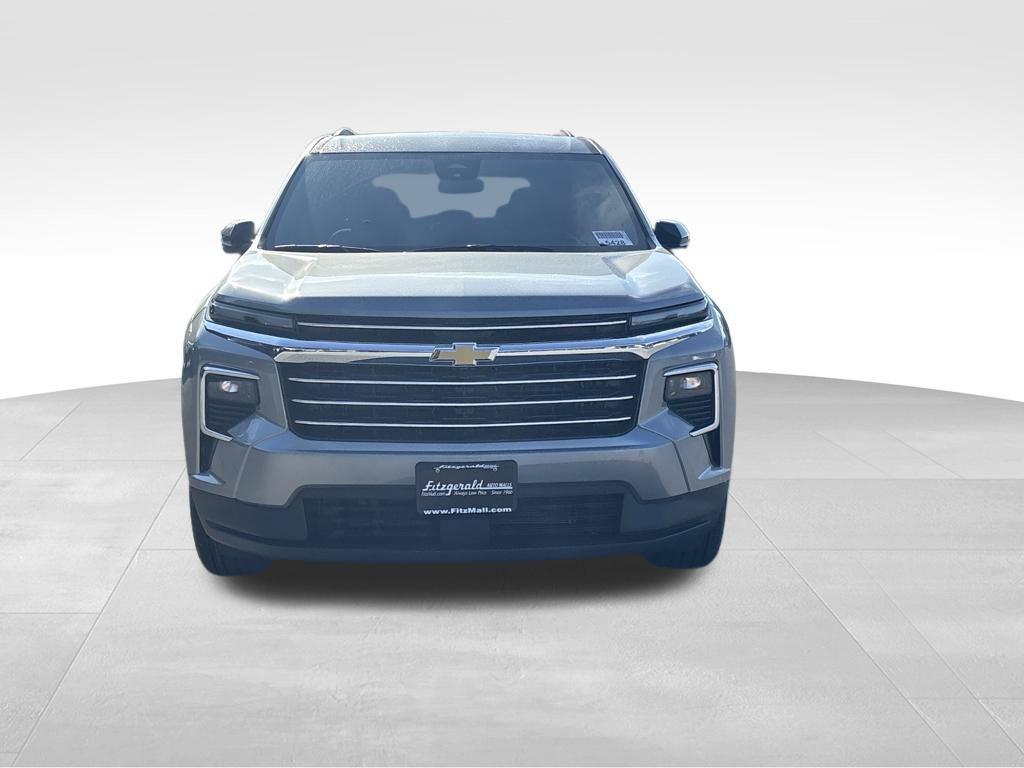 new 2026 Chevrolet Traverse car, priced at $41,430